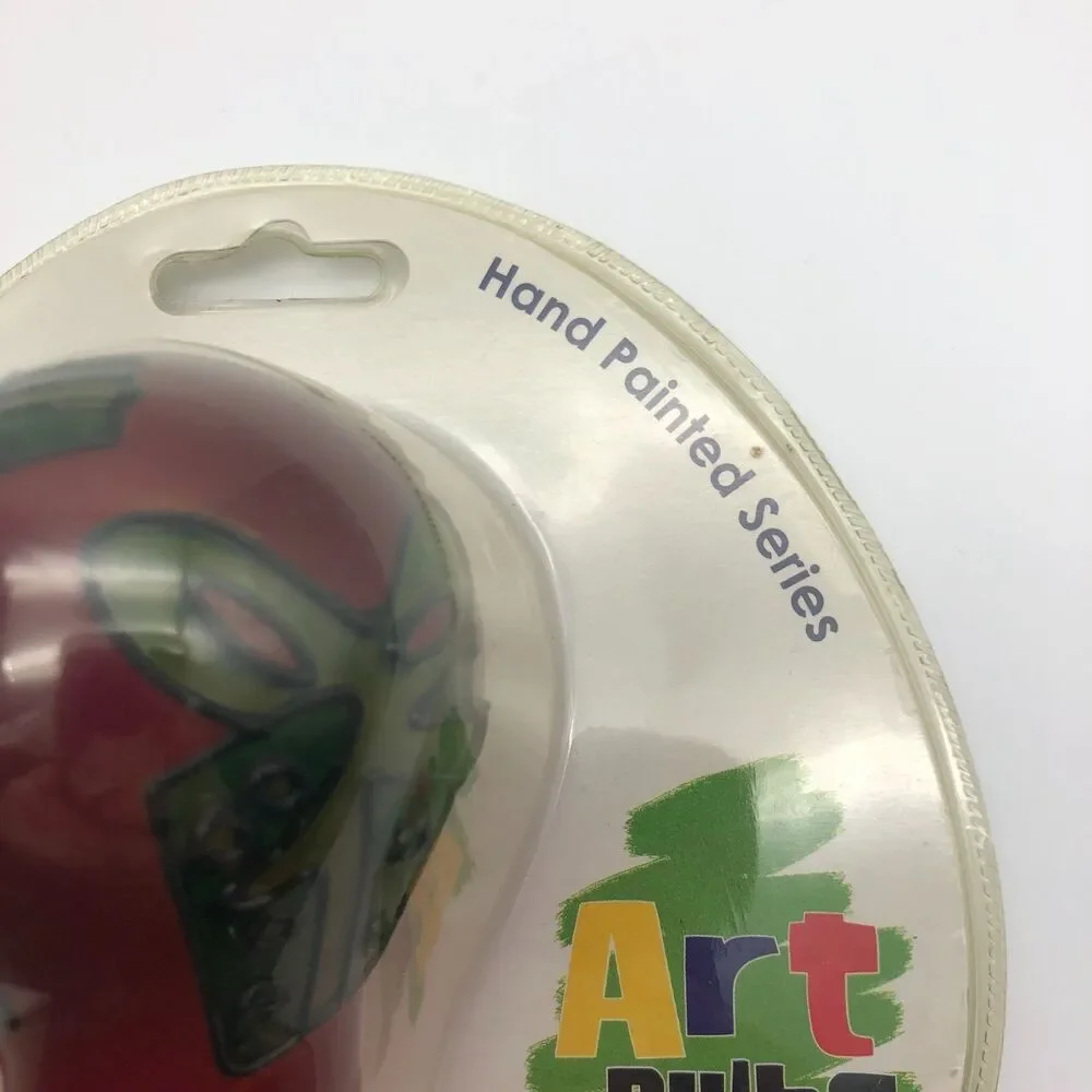 NEW Sunbeam Art Bulbs Hand Painted Series Red Green Present Christmas Holiday